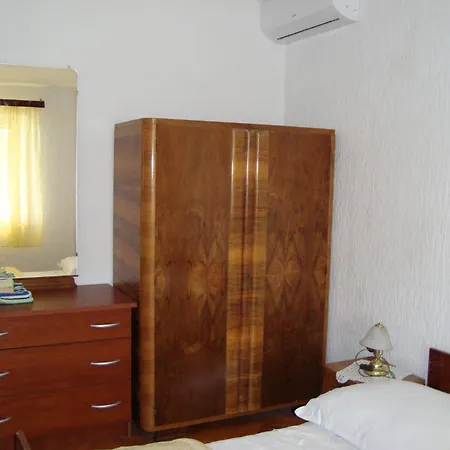 Stric * Dugi Rat